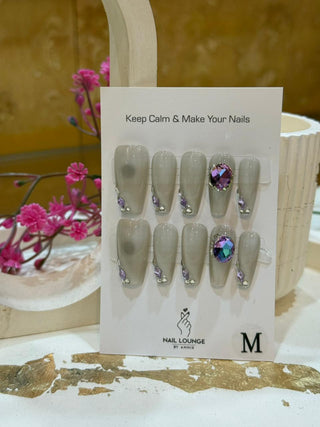 Off White & Blue Stones